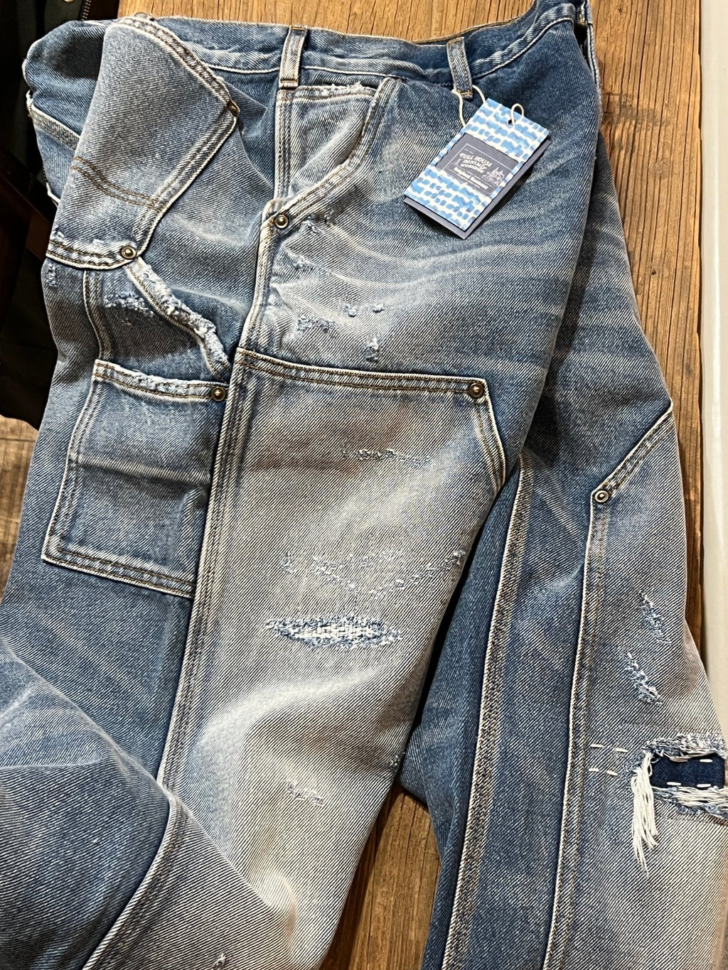 F06 Double Knee Damaged Washed Jeans
