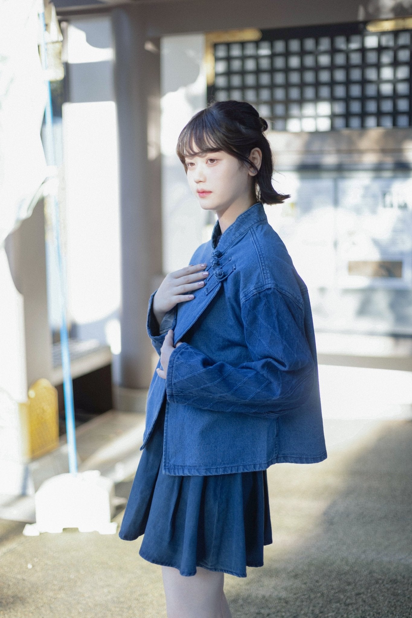 KF Slanted Lapel Washed Denim Shirt 盤扣斜襟拼袖短罩衫