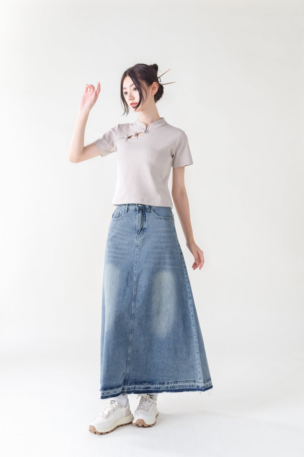 KF Slim Fit Crop Tee