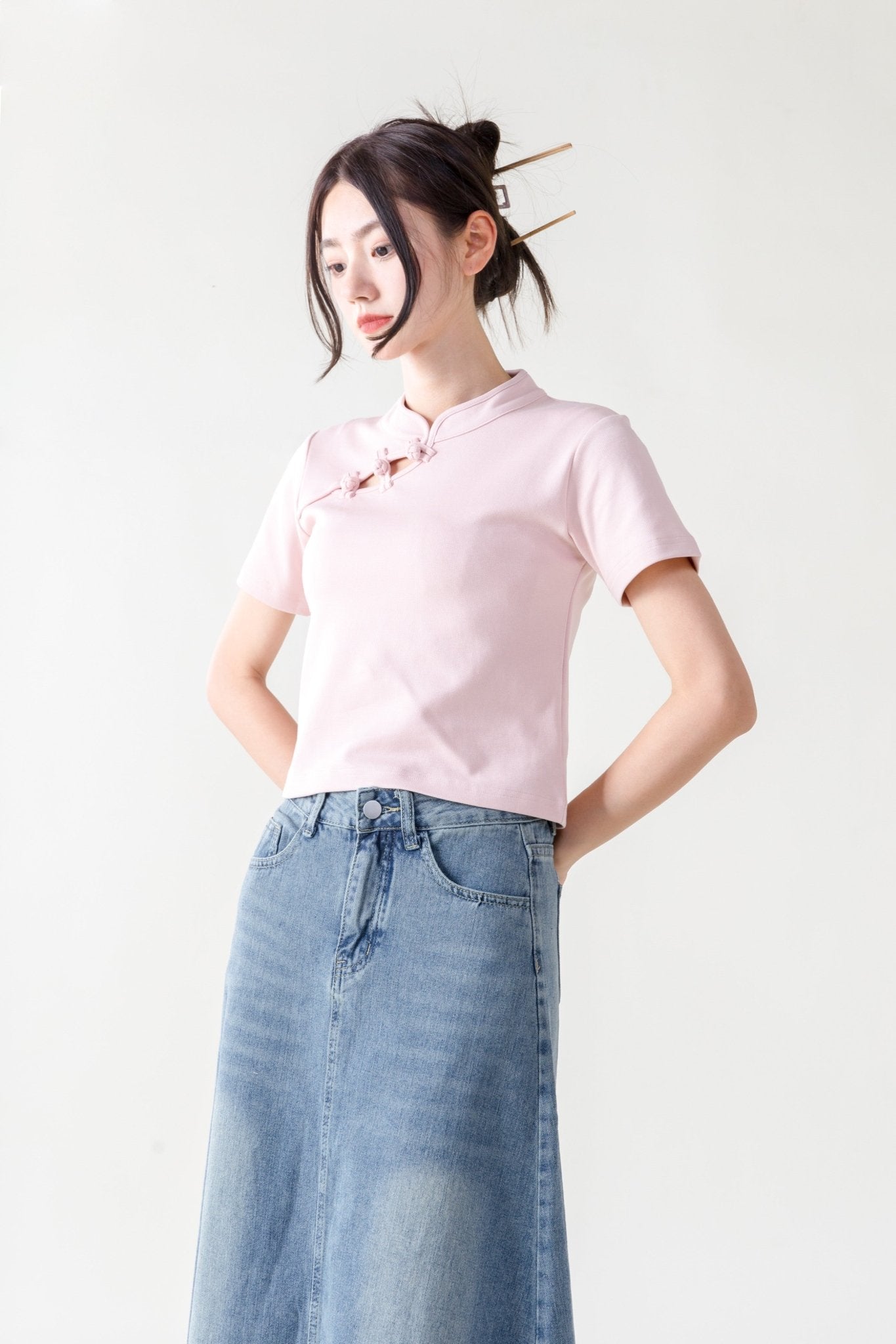 KF Slim Fit Crop Tee
